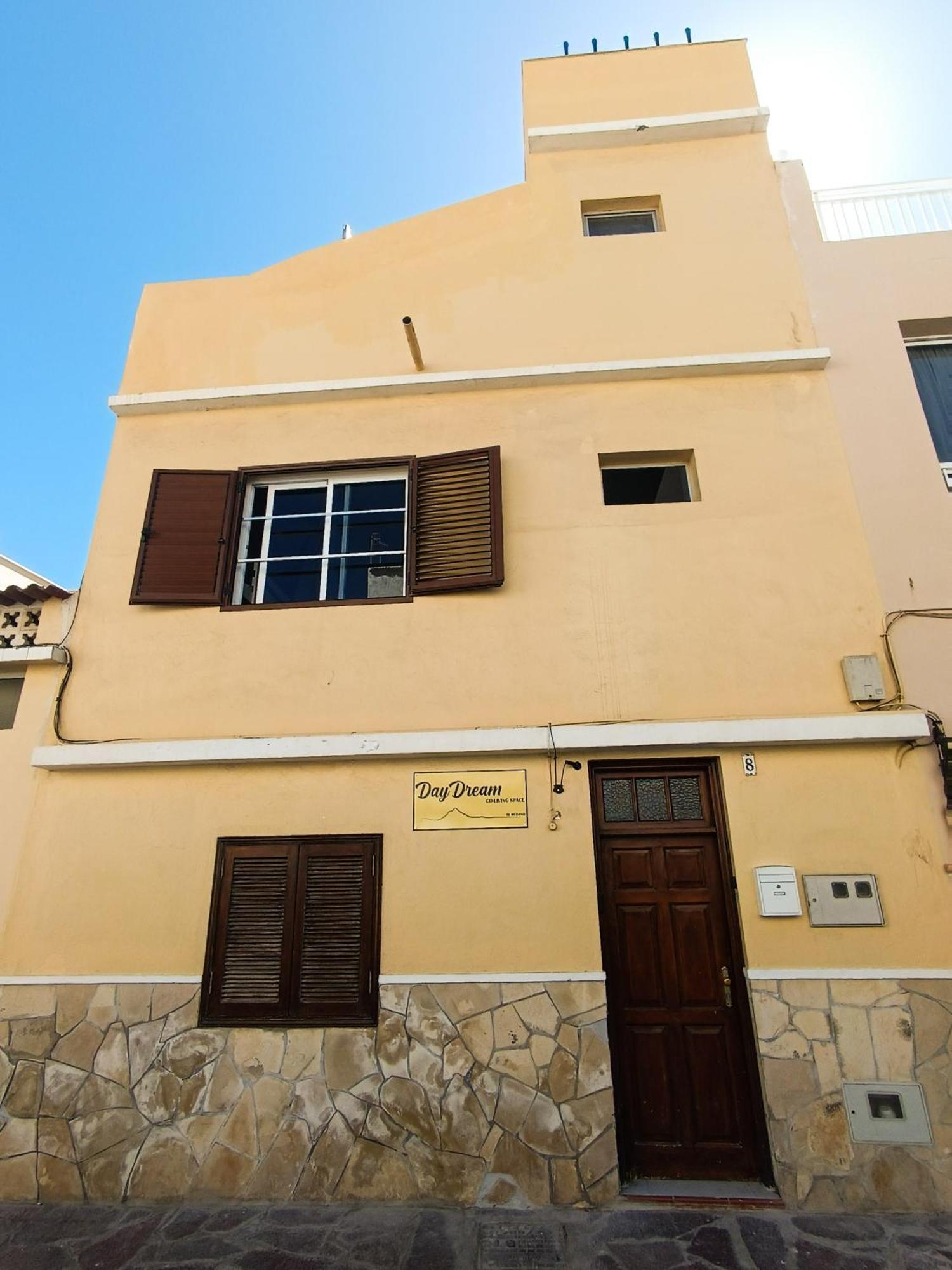 Daydream Medano Coliving Hostel El Medano  Ngoại thất bức ảnh